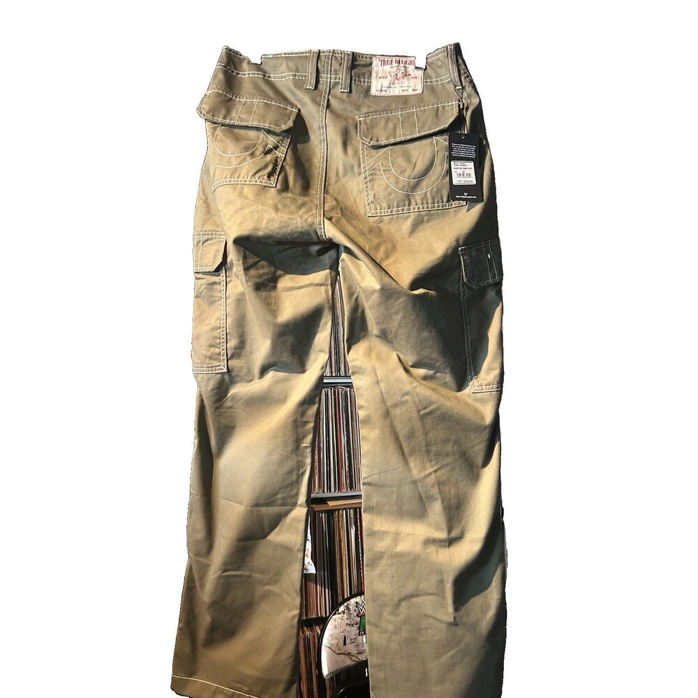 True Religion Men's Kalamata Green Cargo Pants - Size 3 Contrast Stitch - NWT